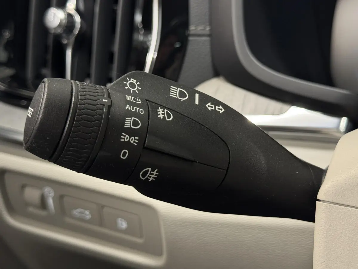 2.0 T6 Recharge AWD Inscription | H&K audio | Camera  | Climate | Memory seat | Verwarmd stuurwiel/voorstoelen | Elektrisch achterklep( Vestiging - Nieuwegein )