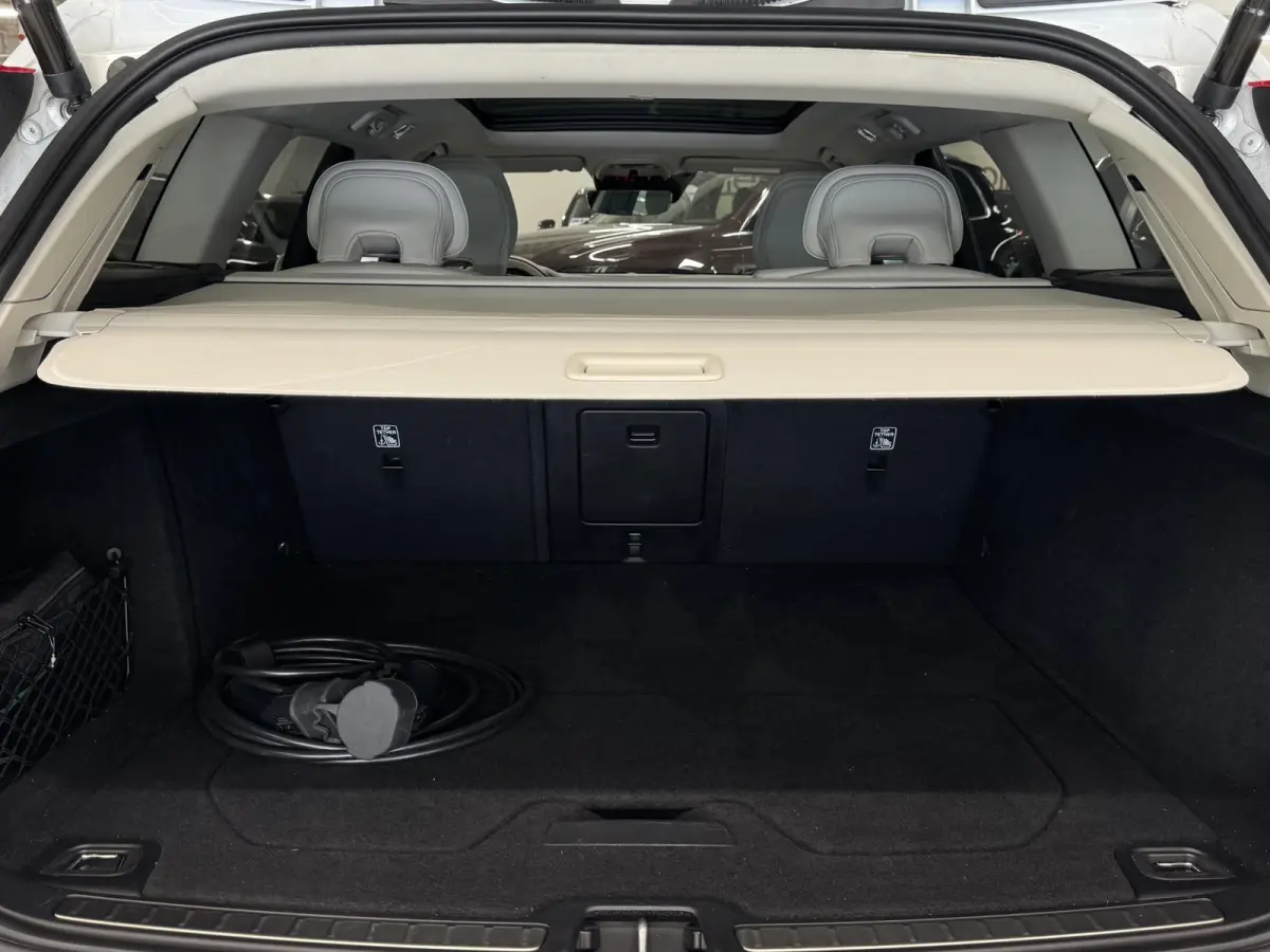 2.0 T6 Recharge AWD Inscription | H&K audio | Camera  | Climate | Memory seat | Verwarmd stuurwiel/voorstoelen | Elektrisch achterklep( Vestiging - Nieuwegein )