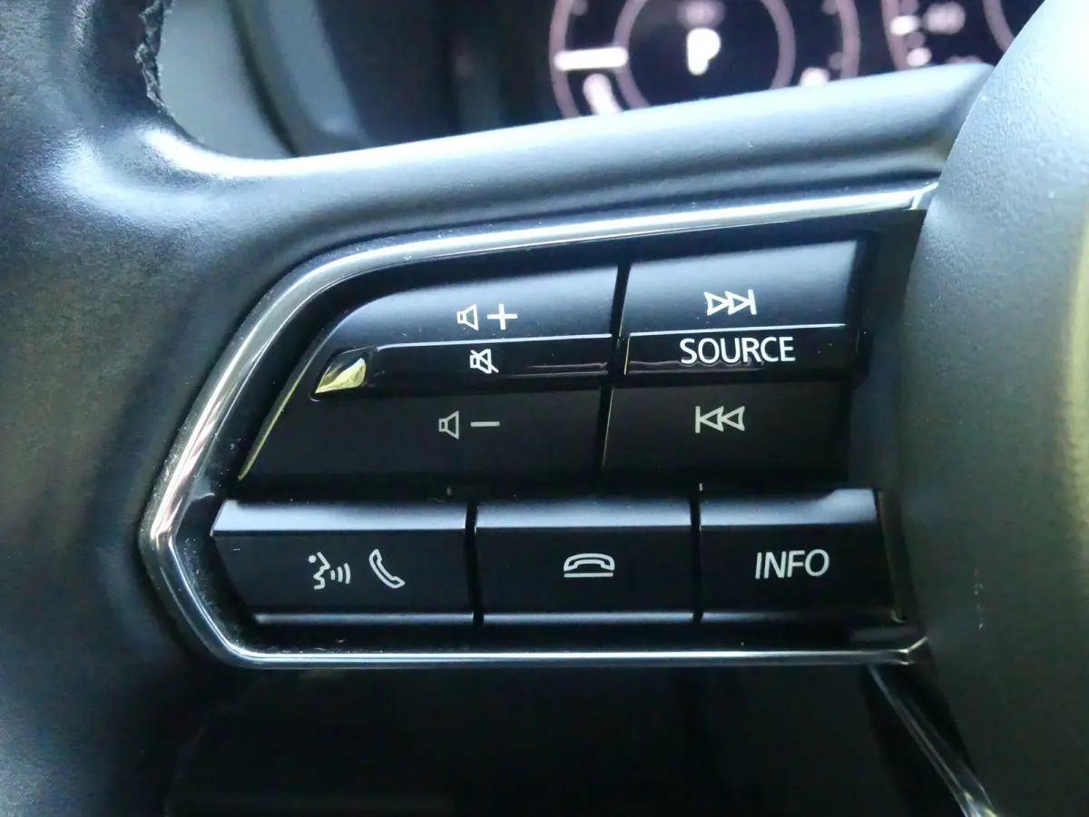 2.5 e-SkyActiv PHEV Homura | TREKHAAK | DODEHOEKDETECTIE | STOEL+STUURVERWARMING | CAMERA | PARKEERSENSOREN V+A | NAVI | LMV 20" | APPLE CARPLAY / ANDROID AUTO | HEAD-UP |