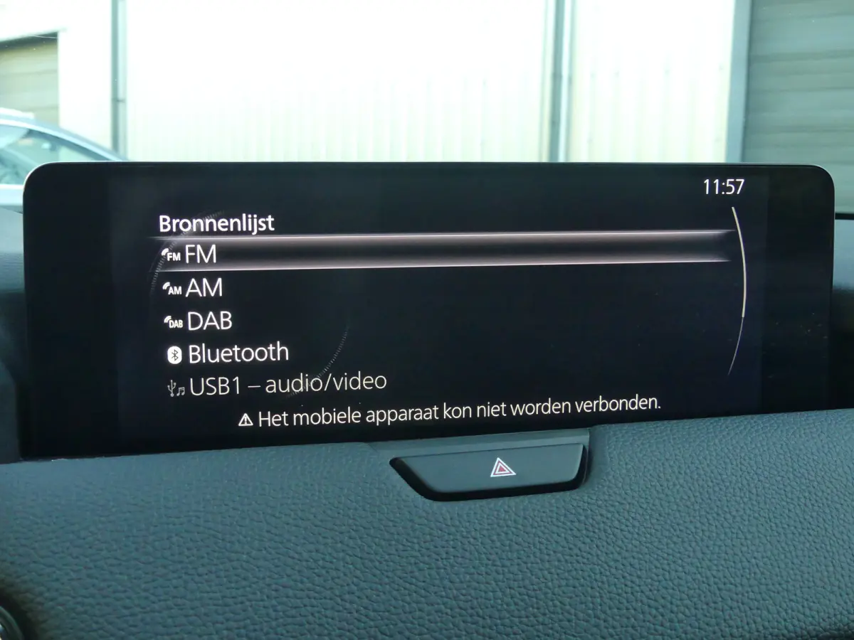 2.5 e-SkyActiv PHEV Homura | TREKHAAK | DODEHOEKDETECTIE | STOEL+STUURVERWARMING | CAMERA | PARKEERSENSOREN V+A | NAVI | LMV 20" | APPLE CARPLAY / ANDROID AUTO | HEAD-UP |