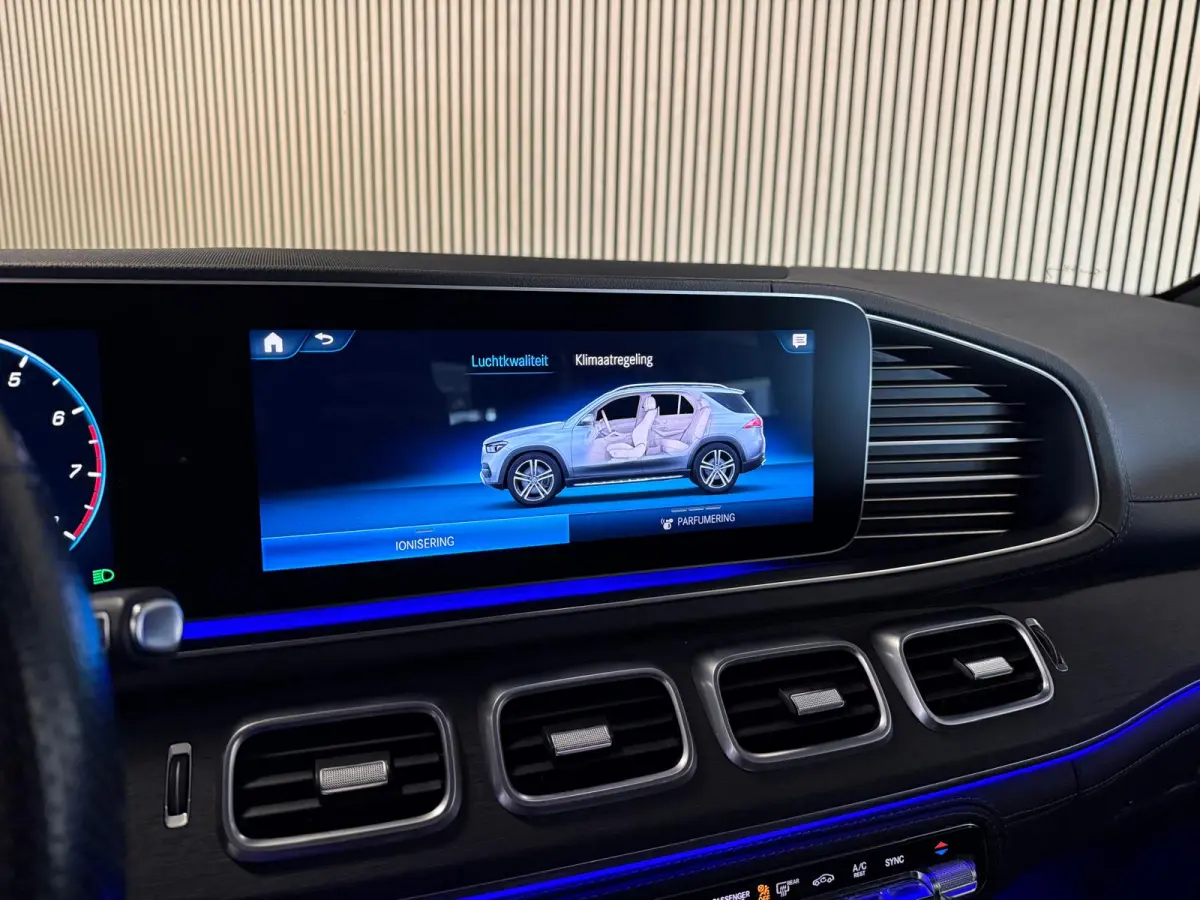 450 4 Matic AMG STYLING-PANORAMA-LUCHTVERING-BURMESTER-MEMORY-HEAD UP-ZEER COMPLEET