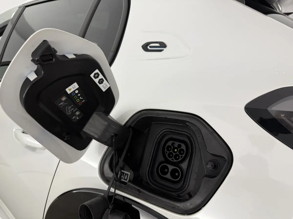 EV GT 50 kWh | Snelladen | SOH 92% | Pano | Virtual | Camera | Carplay | Sfeer | LED | Navi | Parkeersens.
