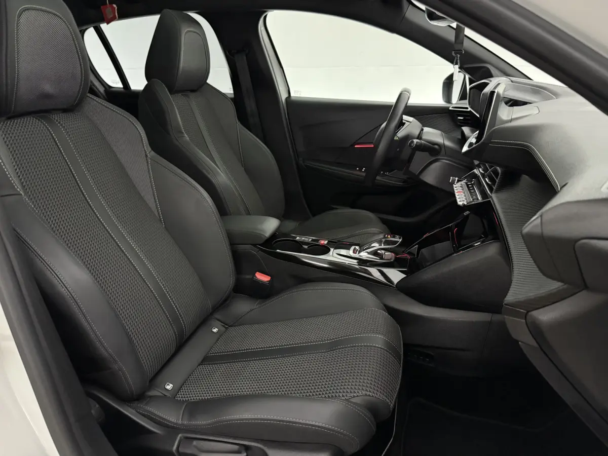EV GT 50 kWh | Snelladen | SOH 92% | Pano | Virtual | Camera | Carplay | Sfeer | LED | Navi | Parkeersens.