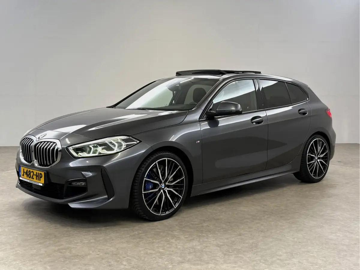 118i High Executive M-Sport | Pano | Virtual | Sfeer | Carplay | Trekhaak | Navi | Parkeersens. | NAP