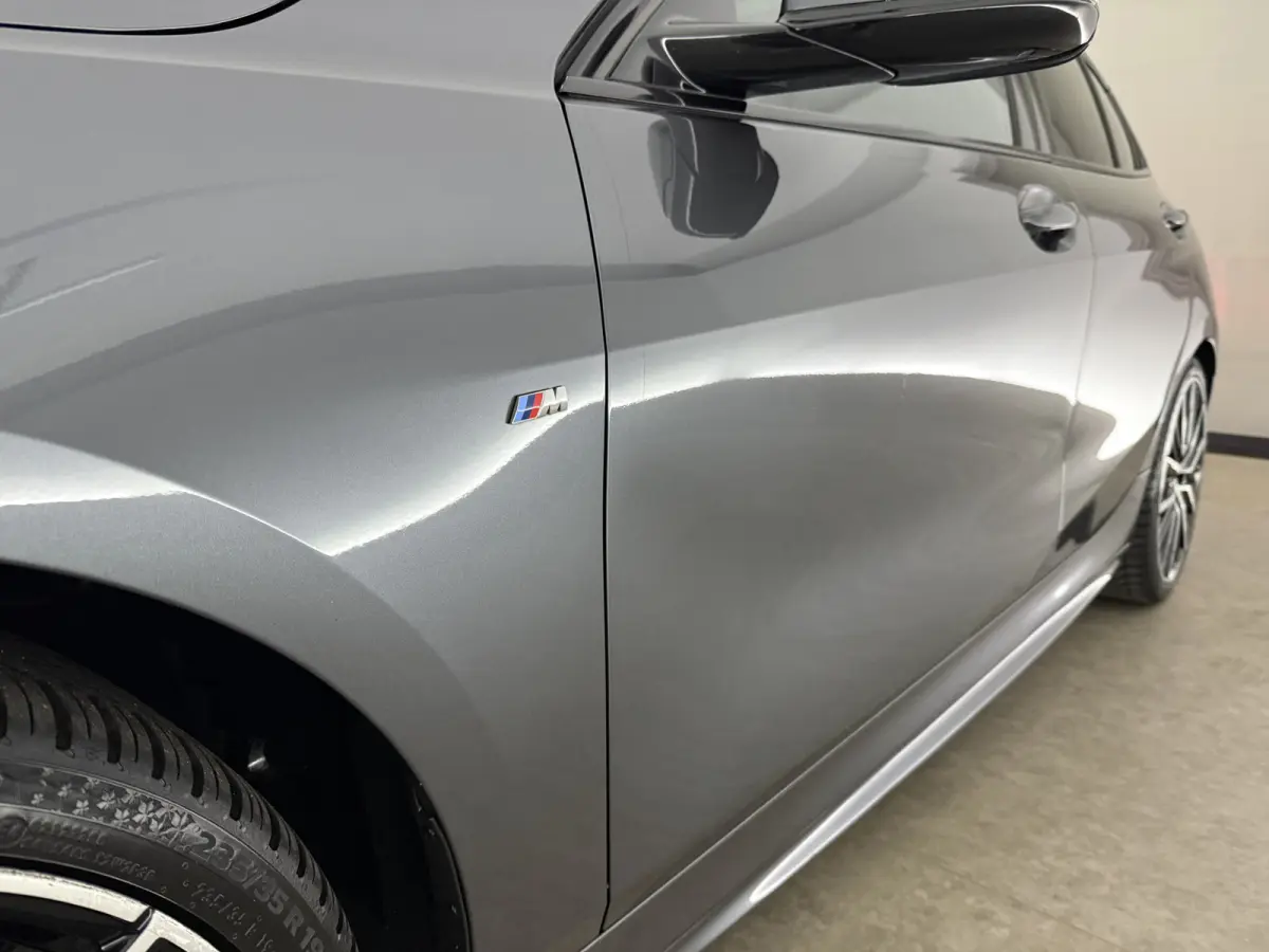 118i High Executive M-Sport | Pano | Virtual | Sfeer | Carplay | Trekhaak | Navi | Parkeersens. | NAP