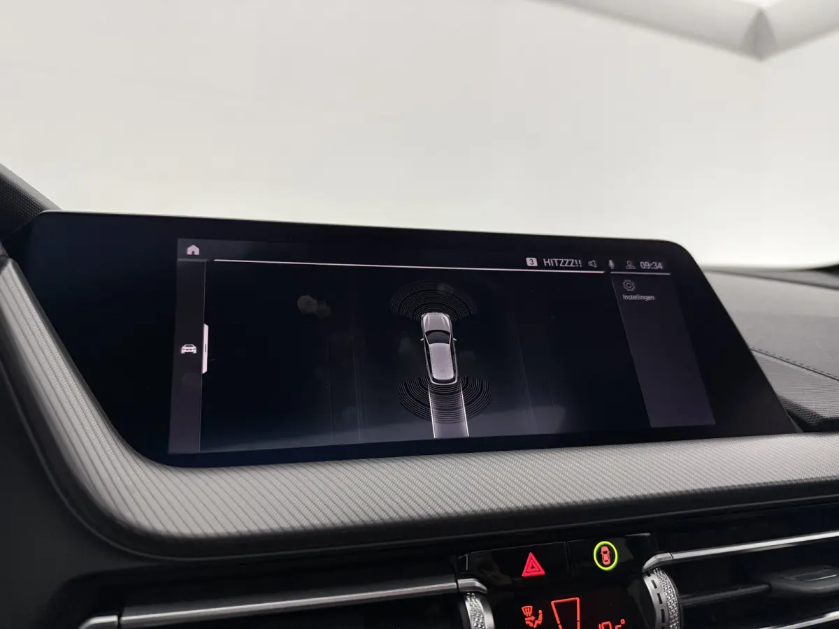118i High Executive M-Sport | Pano | Virtual | Sfeer | Carplay | Trekhaak | Navi | Parkeersens. | NAP