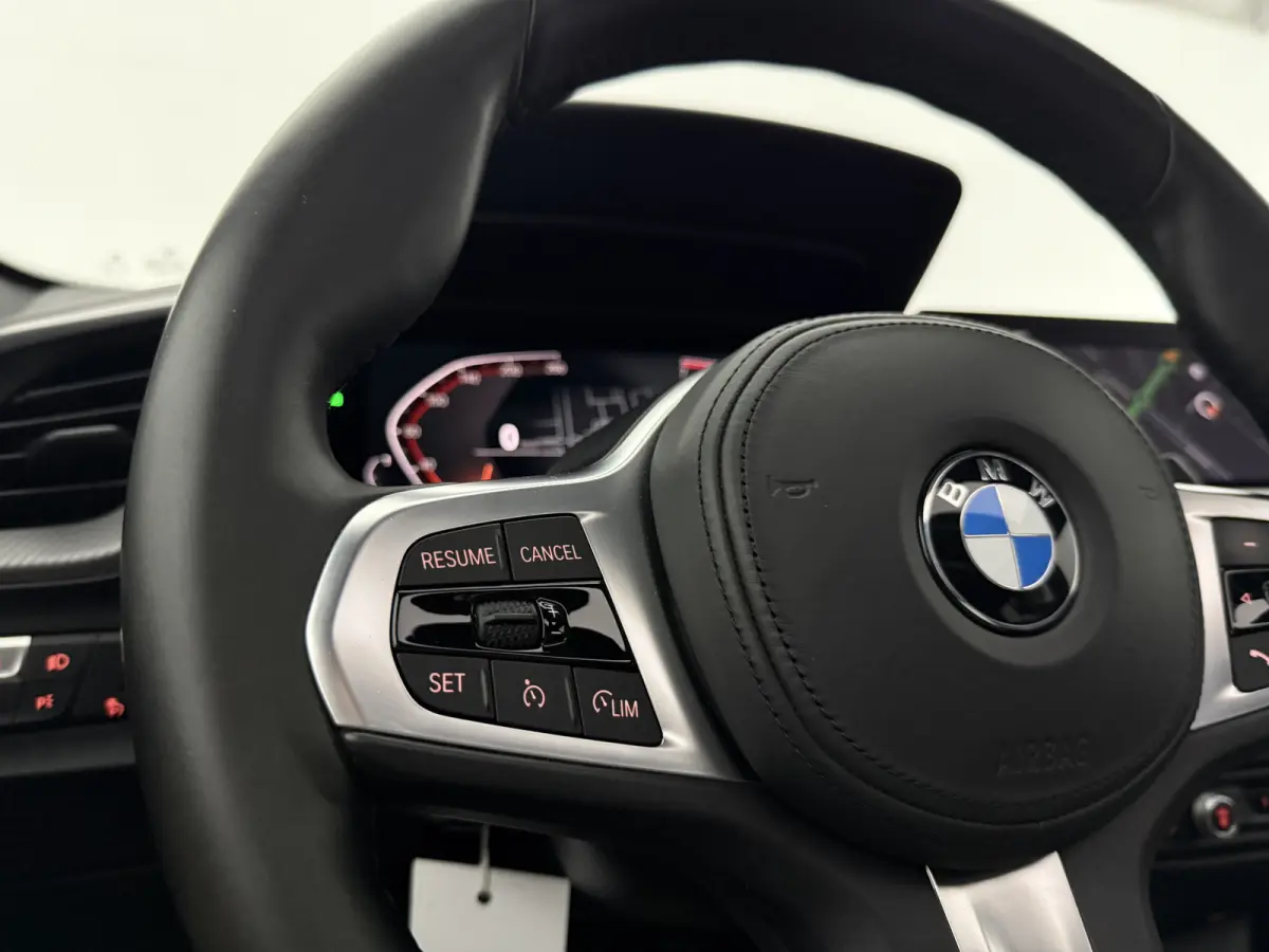 118i High Executive M-Sport | Pano | Virtual | Sfeer | Carplay | Trekhaak | Navi | Parkeersens. | NAP