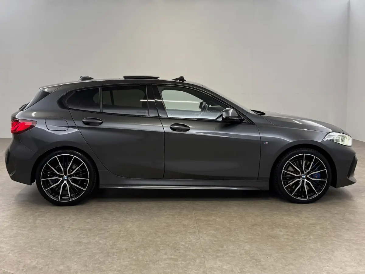 118i High Executive M-Sport | Pano | Virtual | Sfeer | Carplay | Trekhaak | Navi | Parkeersens. | NAP