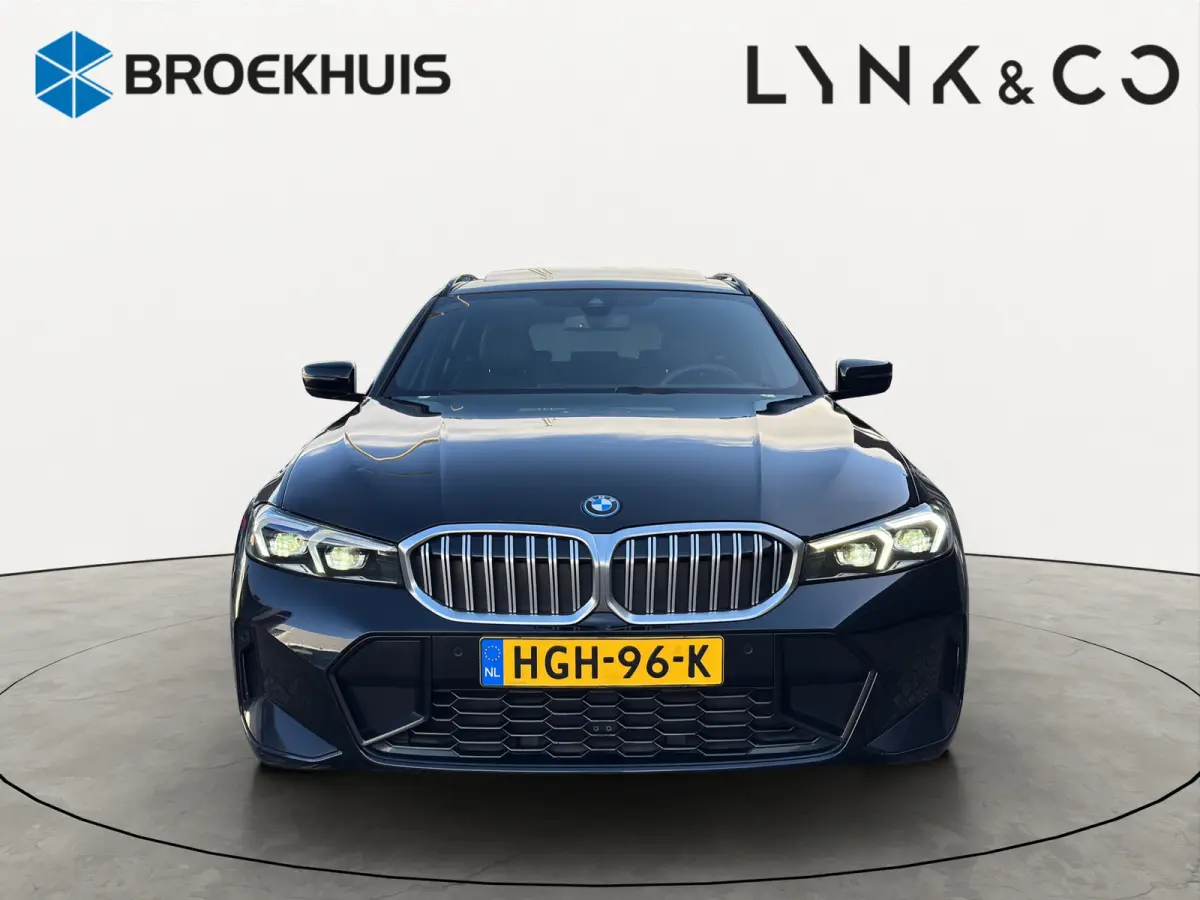 330e M-Sport Volleder | SoH 94% | 360 camera | Panoramadak | Cruise control adaptief | Stoelverwarming |