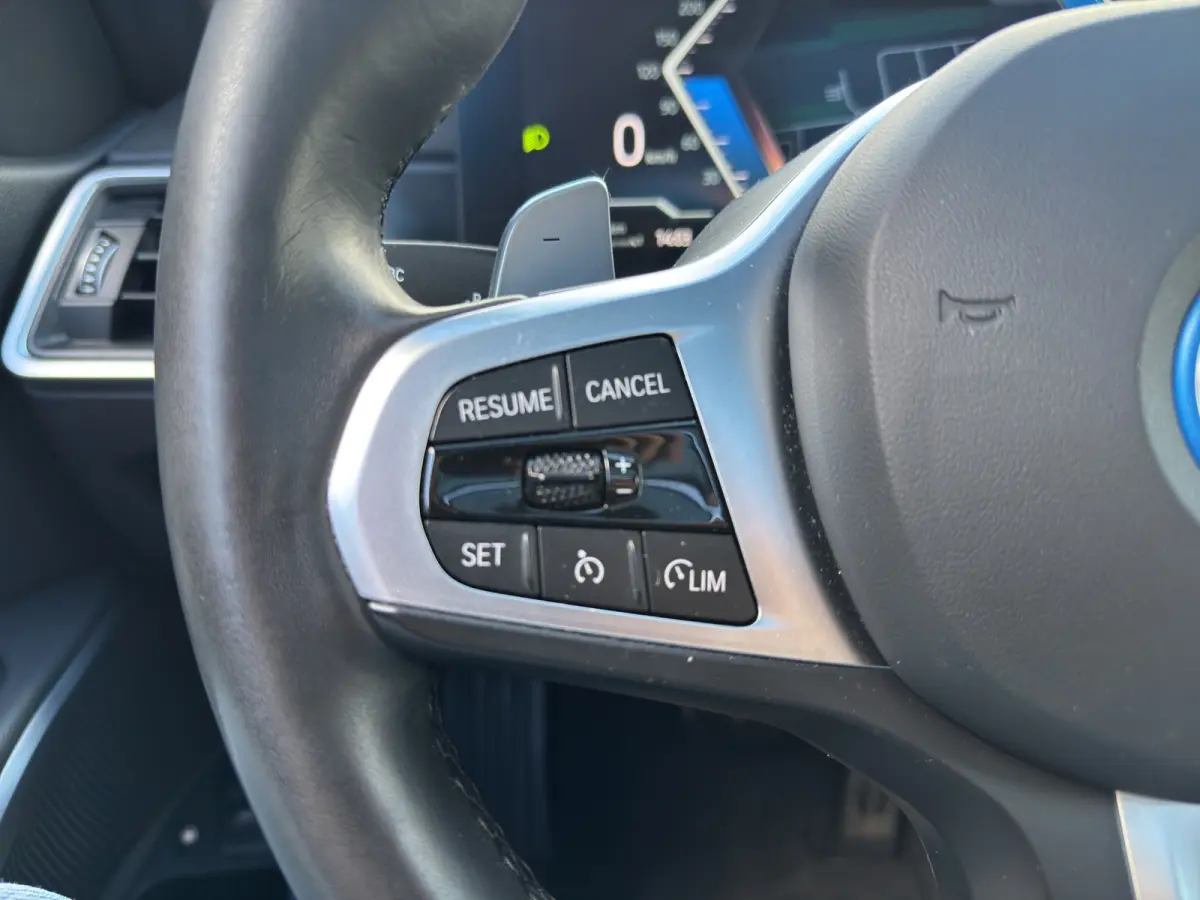 330e M-Sport Volleder | SoH 94% | 360 camera | Panoramadak | Cruise control adaptief | Stoelverwarming |