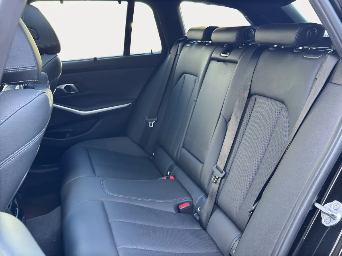 330e M-Sport Volleder | SoH 94% | 360 camera | Panoramadak | Cruise control adaptief | Stoelverwarming |