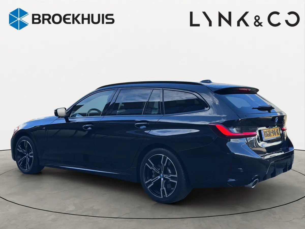 330e M-Sport Volleder | SoH 94% | 360 camera | Panoramadak | Cruise control adaptief | Stoelverwarming |