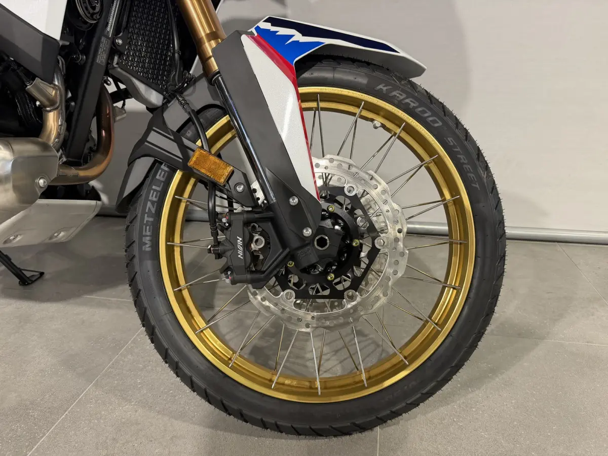 CRF 1100 L AFRICA TWIN DCT