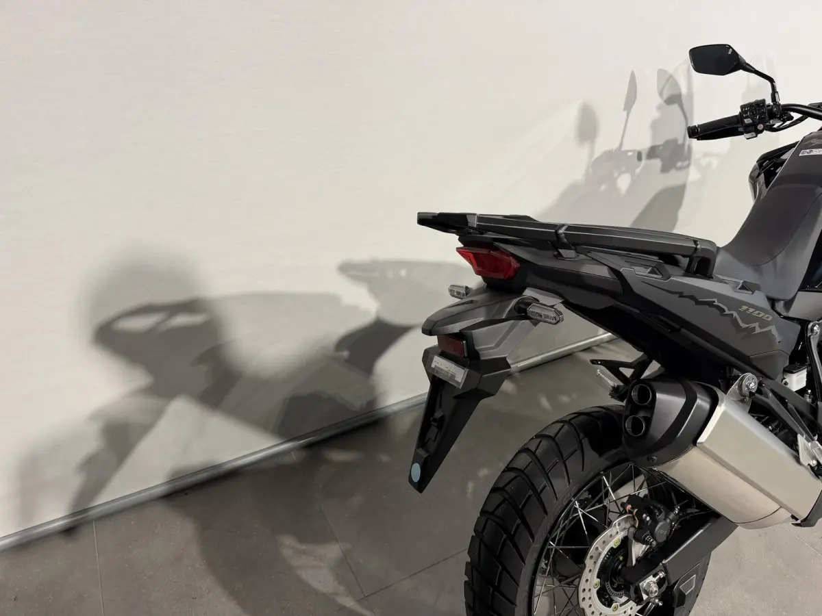 CRF 1100 L AFRICA TWIN DCT