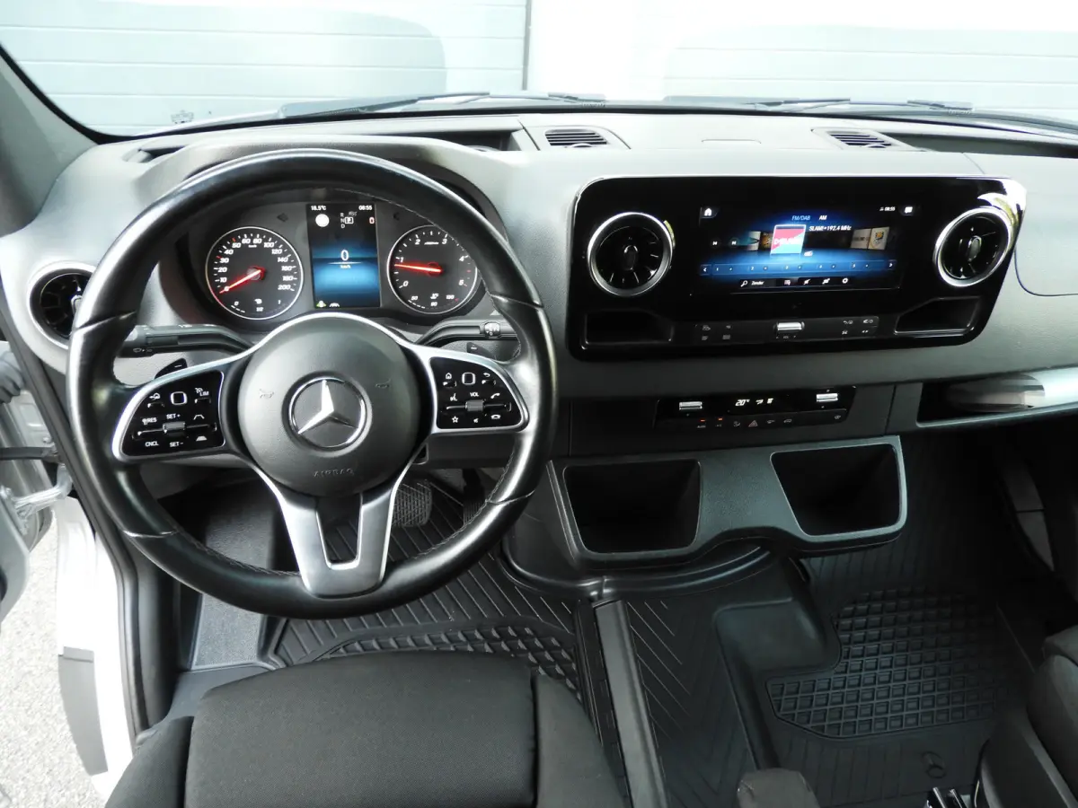 319 1.9 CDI L2H2 RWD AUT | 360° CAMERA | 2.8t TREKGEWICHT | DISTRONIC