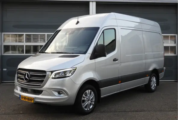 319 1.9 CDI L2H2 RWD AUT | 360° CAMERA | 2.8t TREKGEWICHT | DISTRONIC