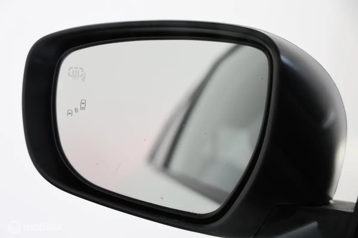 1.2 Comfort Smart Hybrid - Afneembare trekhaak - Stoelverwarming - Camera
