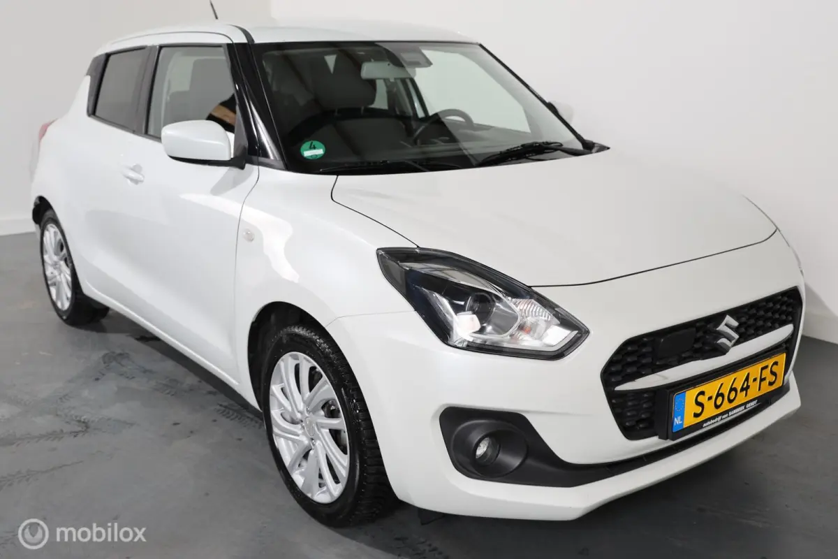 1.2 Comfort Smart Hybrid - Afneembare trekhaak - Stoelverwarming - Camera