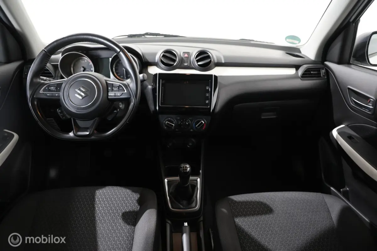 1.2 Comfort Smart Hybrid - Afneembare trekhaak - Stoelverwarming - Camera