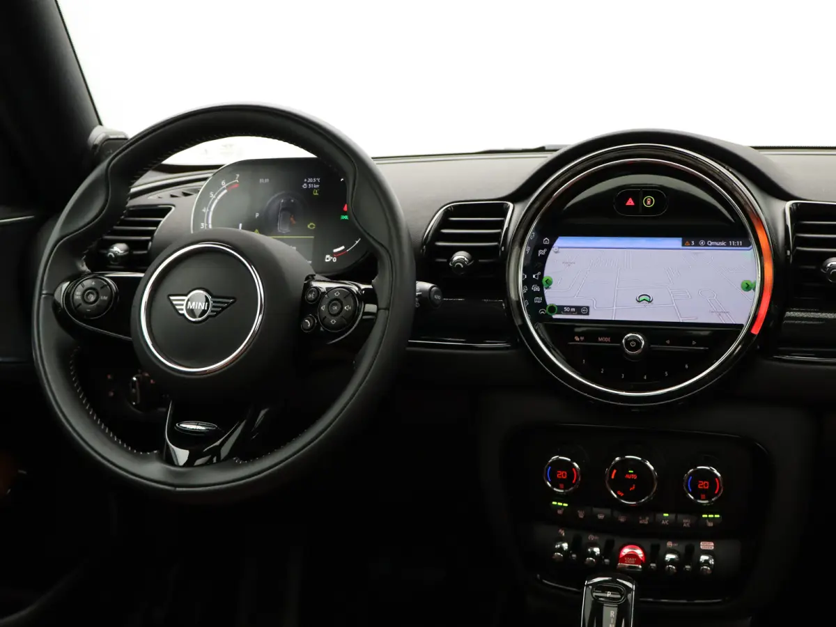 Mini 1.5 Cooper Richmond Park Edition |  Achteruitrijcamera | Panoramisch schuifdak | Climate Control | Apple Carplay/Android Auto