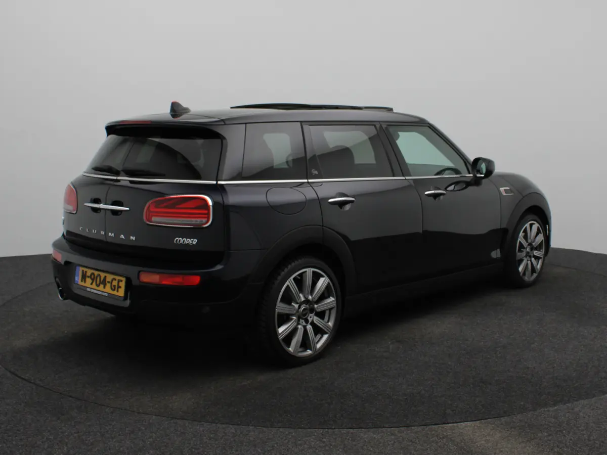 Mini 1.5 Cooper Richmond Park Edition |  Achteruitrijcamera | Panoramisch schuifdak | Climate Control | Apple Carplay/Android Auto