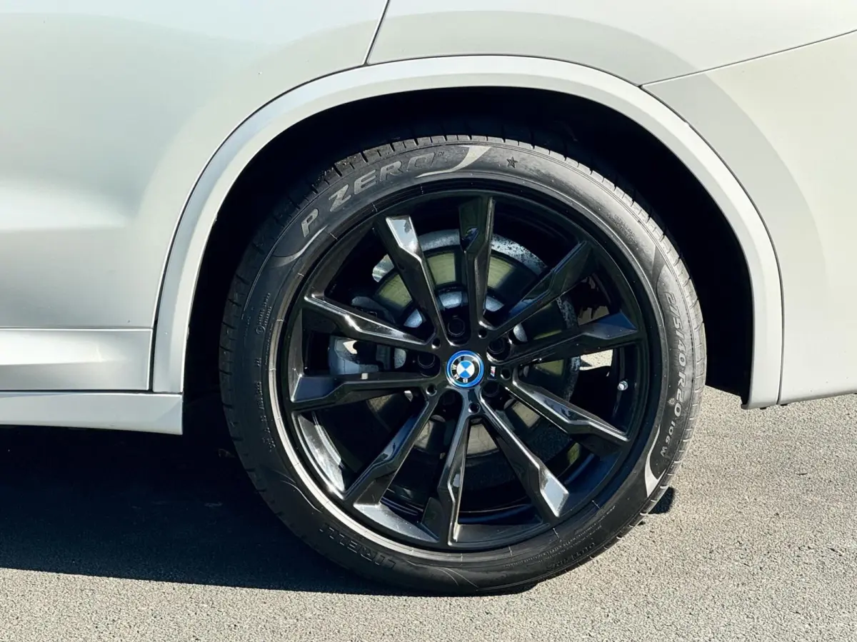 xDrive30e M Sport|Laserlight|HUD|Driving Assistant|Comfort Access|Zeer nette auto!