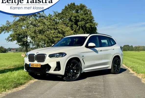 xDrive30e M Sport|Laserlight|HUD|Driving Assistant|Comfort Access|Zeer nette auto!