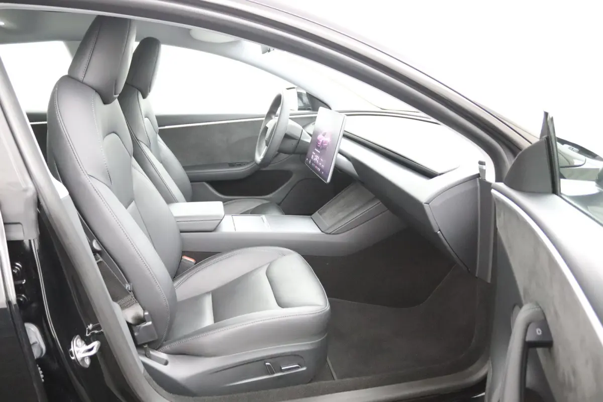 Premium Long Range AWD 78 kWh | Panoramadak | Stoelventilatie | Stoelverwarming | Adaptive Cruise | Navigatie |