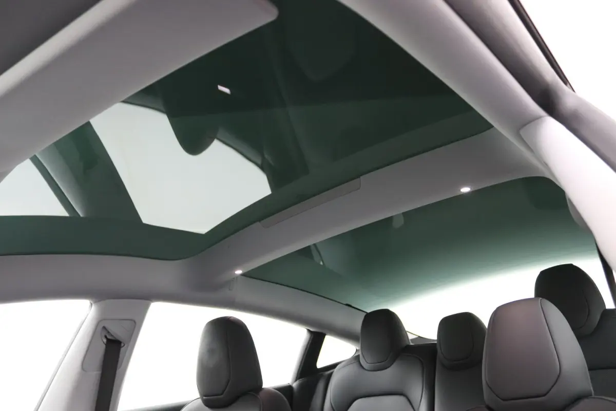 Premium Long Range AWD 78 kWh | Panoramadak | Stoelventilatie | Stoelverwarming | Adaptive Cruise | Navigatie |