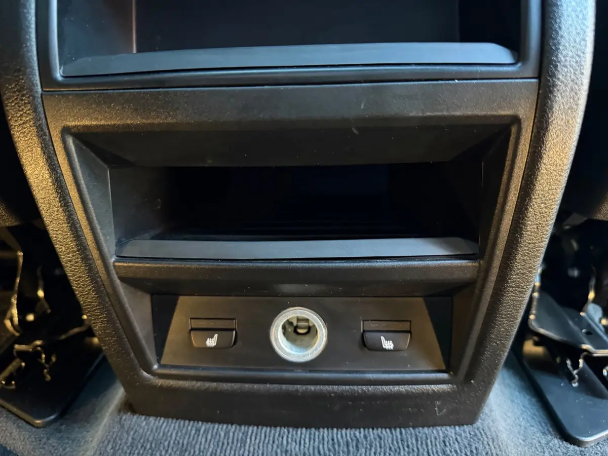 XDrive40e High Executive M Sport | Pano | Camera| Leer