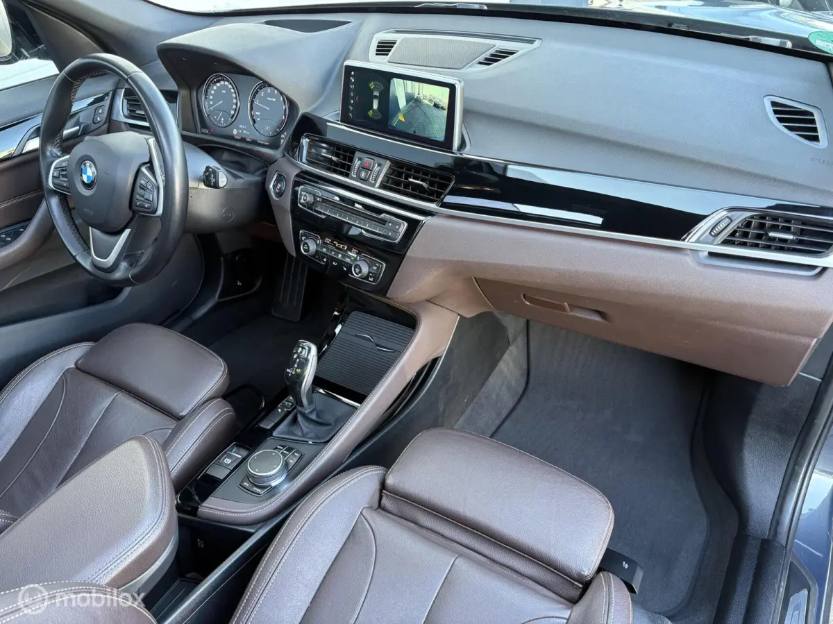 sDrive20i High Executive Panorama / HUD / Trekhaak