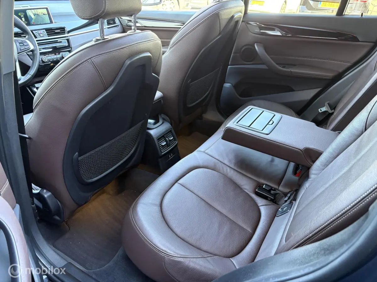 sDrive20i High Executive Panorama / HUD / Trekhaak