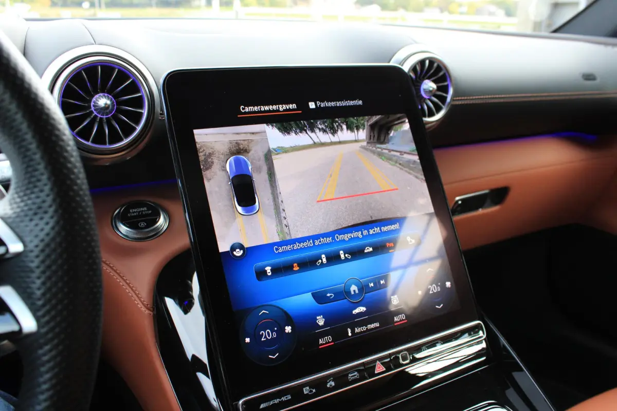 Roadster AMG 63 4MATIC+ Monzagrijs Magno | 4-Wielsturing | Burmester | Digital Light | Airscarf | Rode Kap | Memory | Keyless | Night | Distronic | BTW