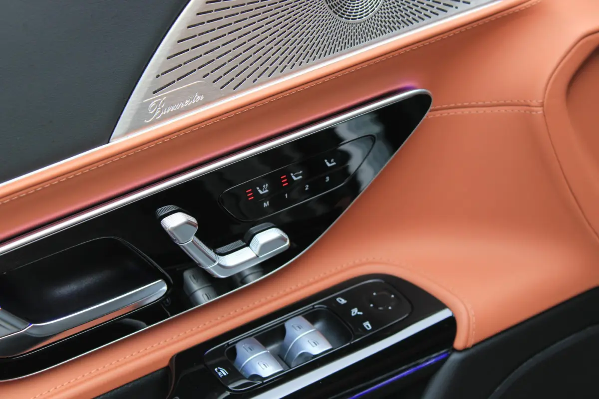 Roadster AMG 63 4MATIC+ Monzagrijs Magno | 4-Wielsturing | Burmester | Digital Light | Airscarf | Rode Kap | Memory | Keyless | Night | Distronic | BTW