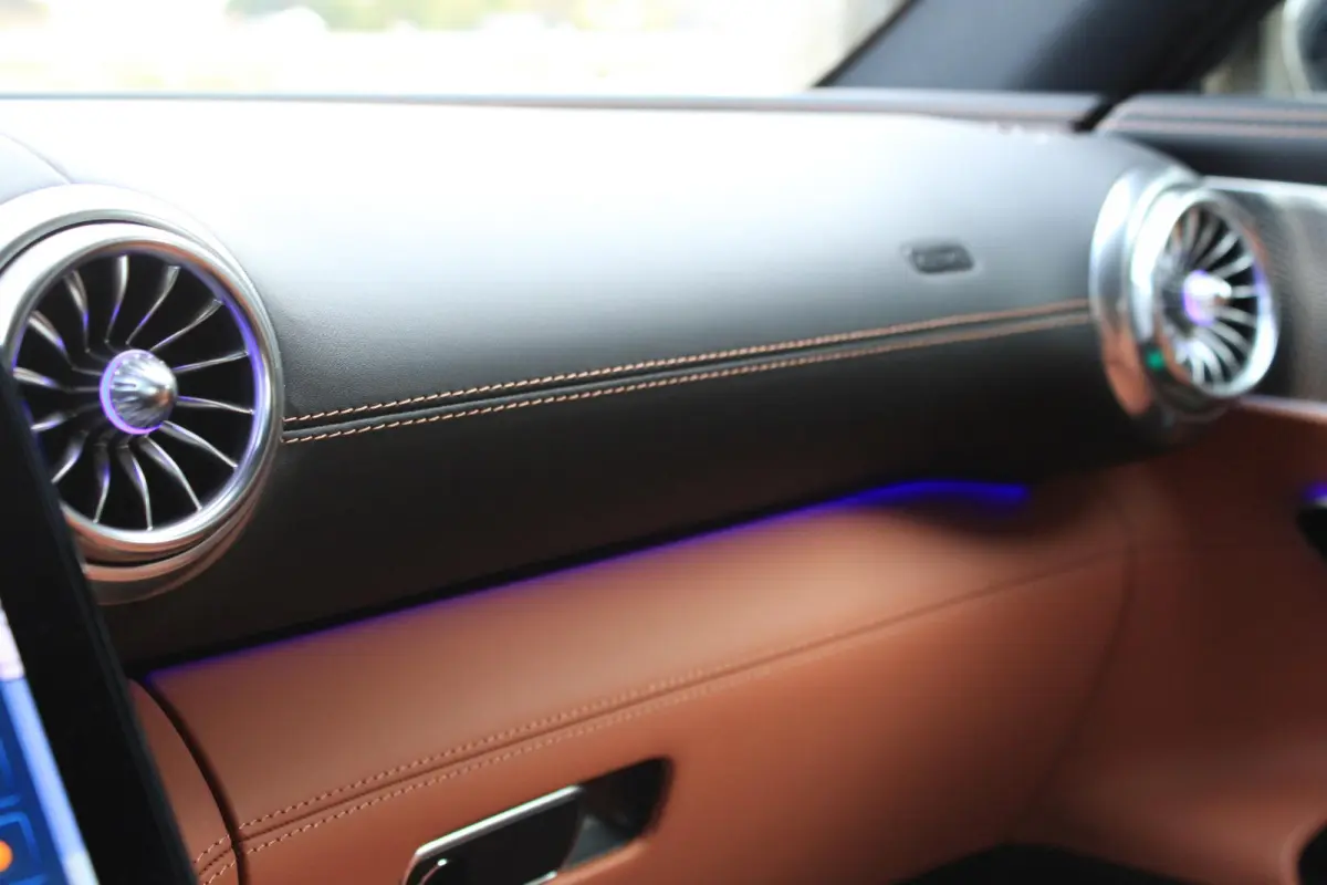 Roadster AMG 63 4MATIC+ Monzagrijs Magno | 4-Wielsturing | Burmester | Digital Light | Airscarf | Rode Kap | Memory | Keyless | Night | Distronic | BTW