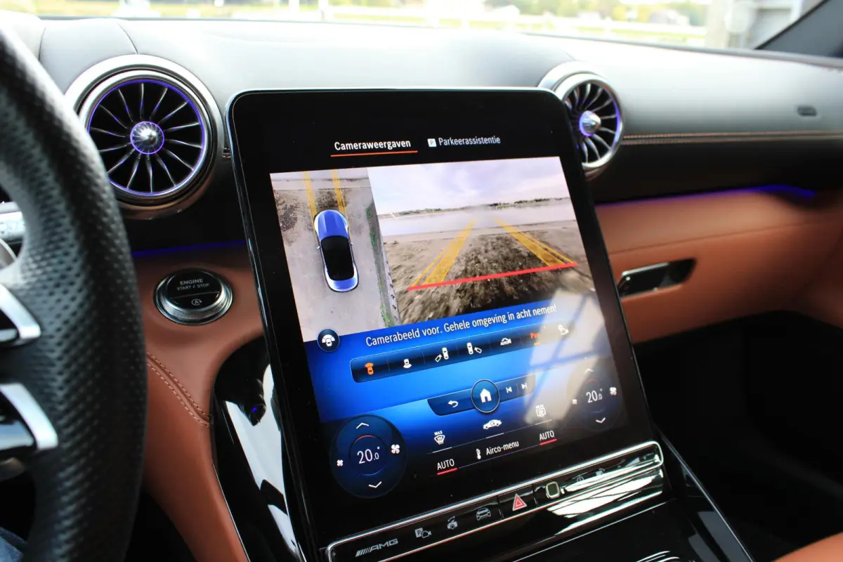 Roadster AMG 63 4MATIC+ Monzagrijs Magno | 4-Wielsturing | Burmester | Digital Light | Airscarf | Rode Kap | Memory | Keyless | Night | Distronic | BTW
