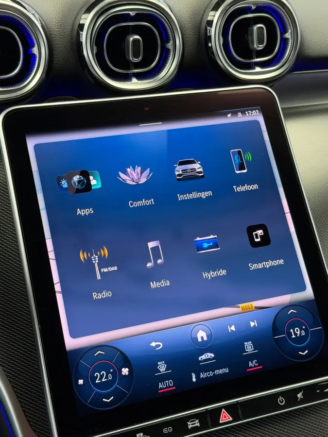 300 e Luxury Line Camera CarPlay BTW