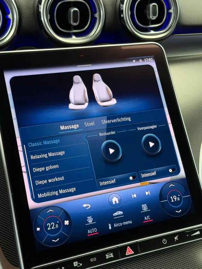 300 e Luxury Line Camera CarPlay BTW