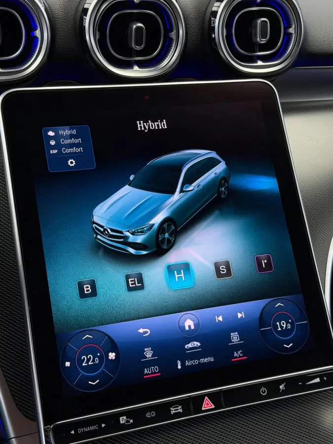 300 e Luxury Line Camera CarPlay BTW