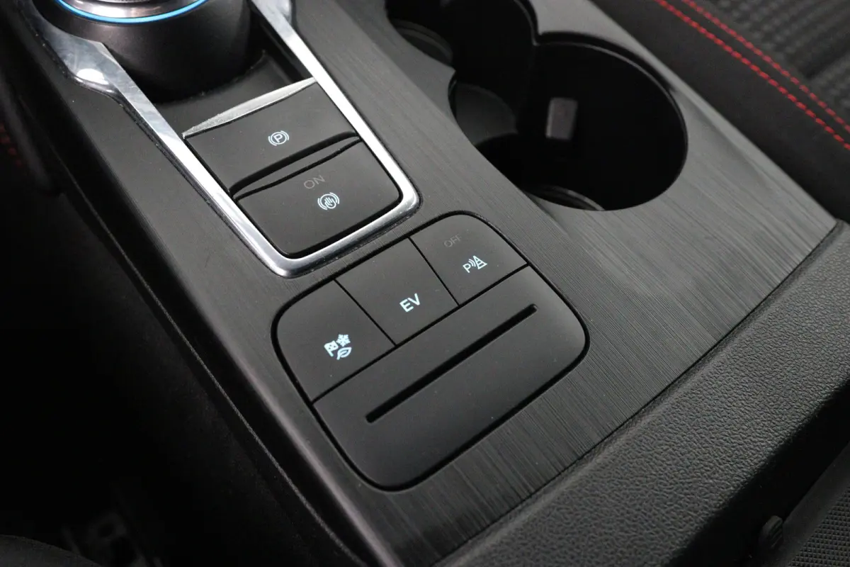 2.5 PHEV ST-Line | 1e eigenaar! | Winterpack | Navi | Clima | Camera | Cruise Control | Parkeersensoren V+A | Lichtmetalen Velgen | Keyless