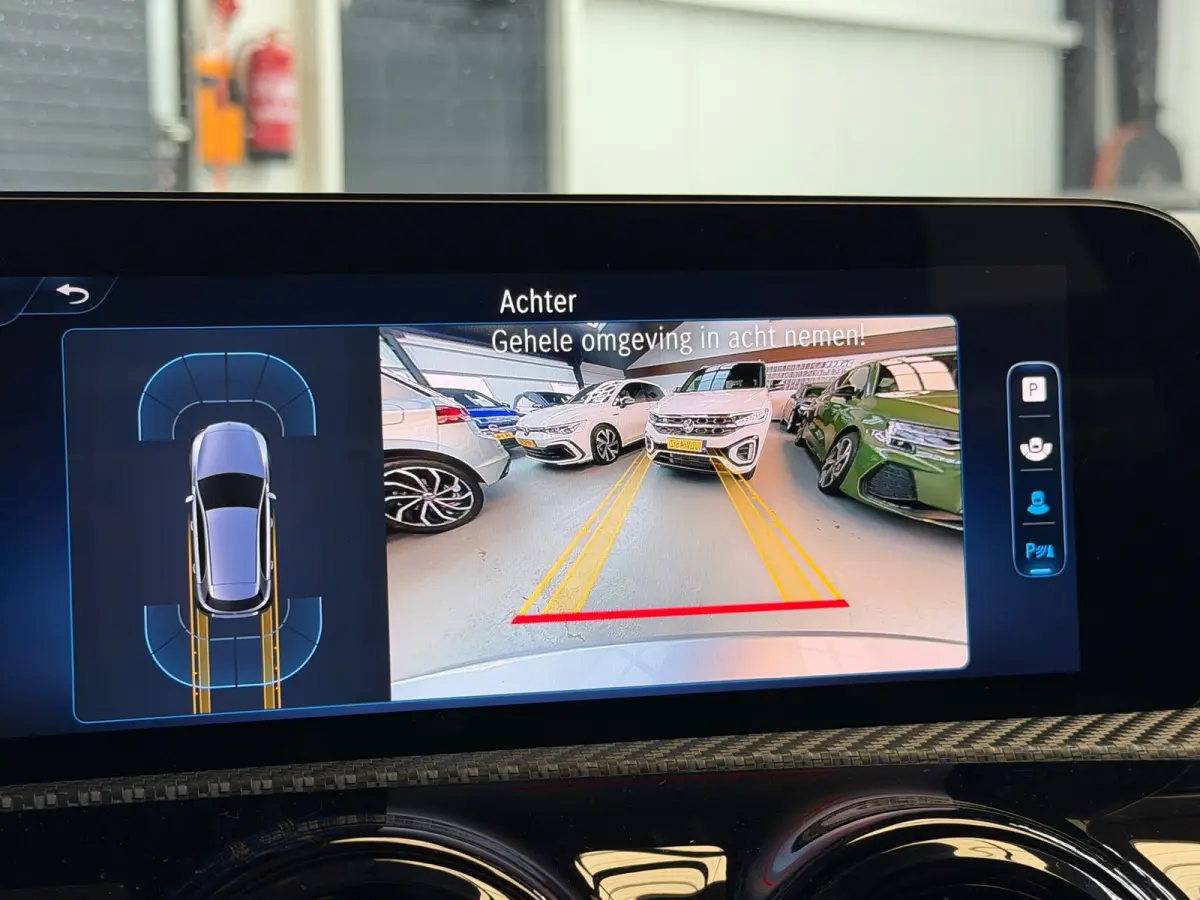 200 Luxury Line Facelift CarPlay Camera