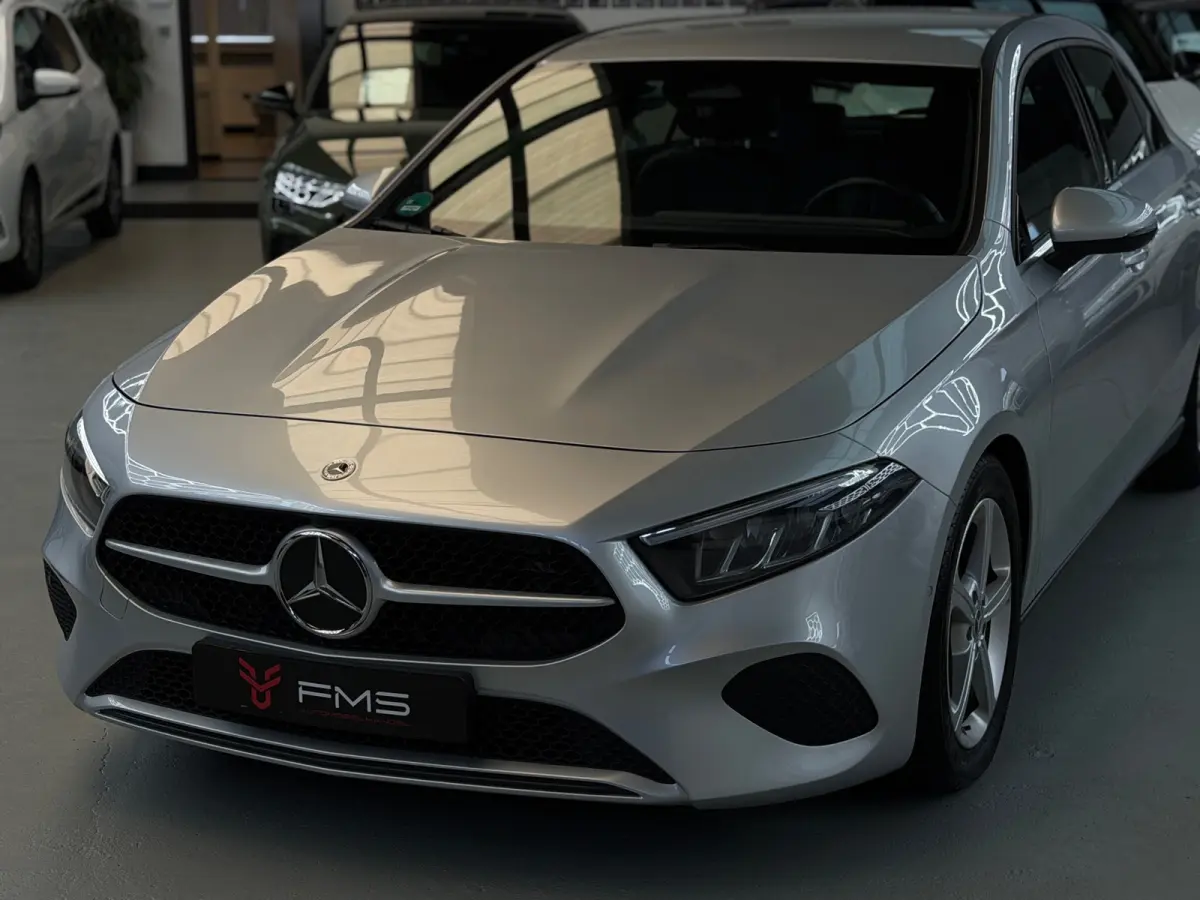 200 Luxury Line Facelift CarPlay Camera
