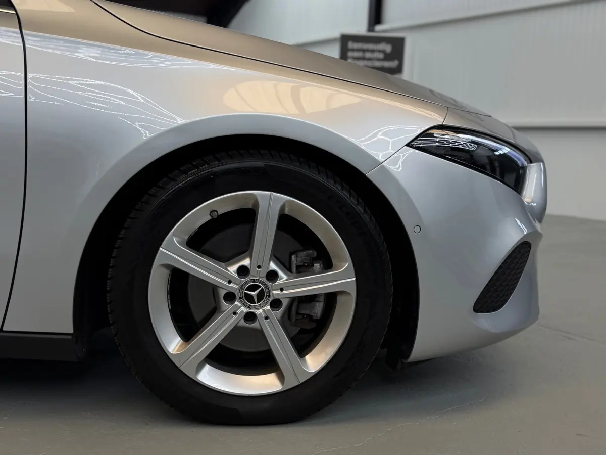 200 Luxury Line Facelift CarPlay Camera