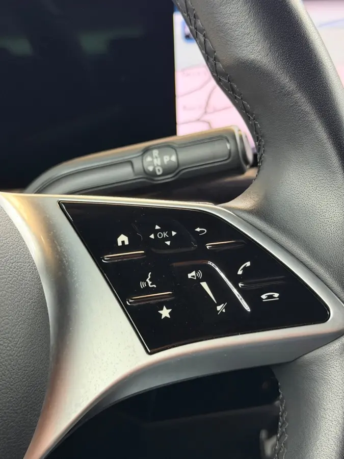 200 Luxury Line Facelift CarPlay Camera