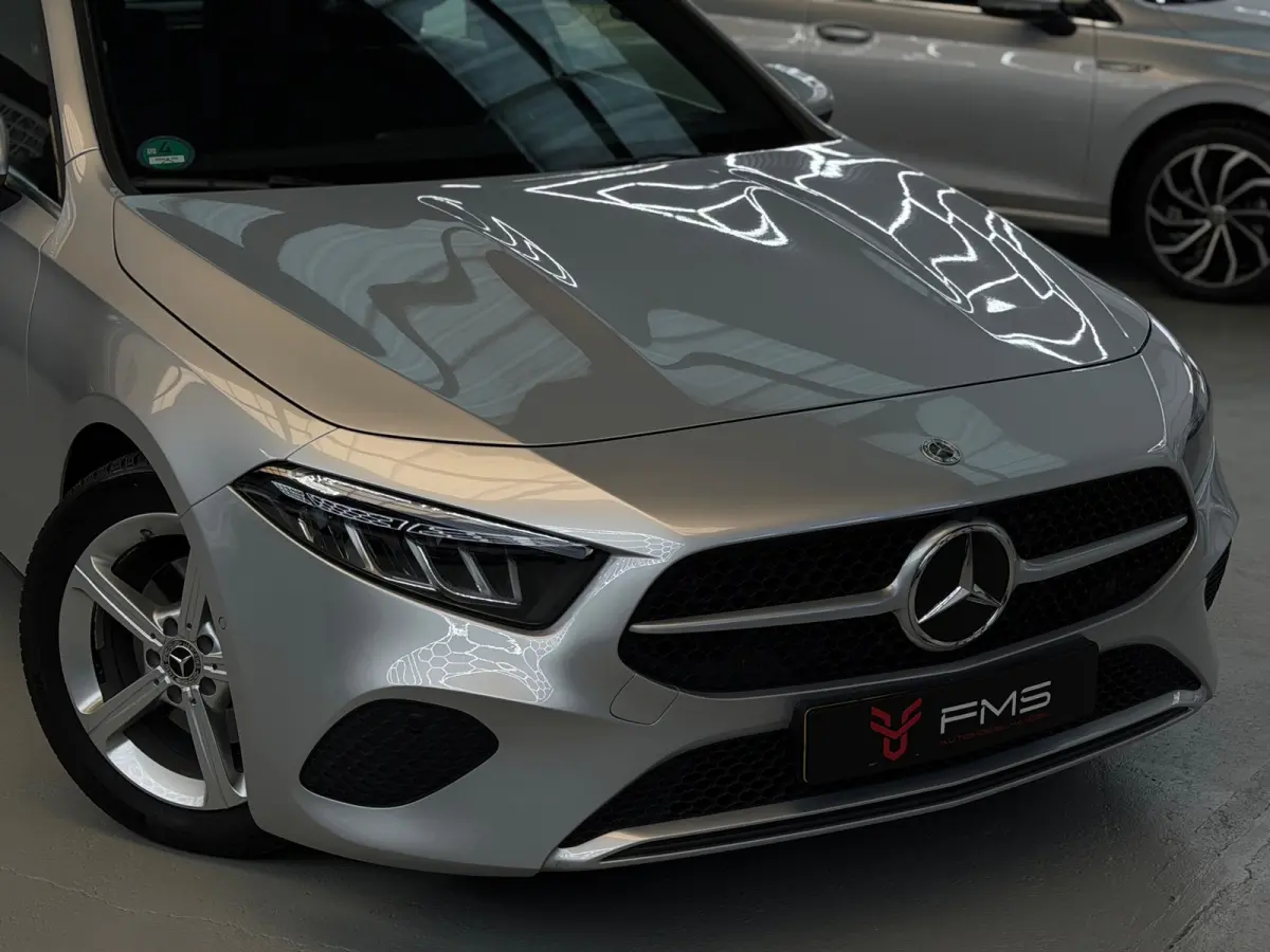 200 Luxury Line Facelift CarPlay Camera