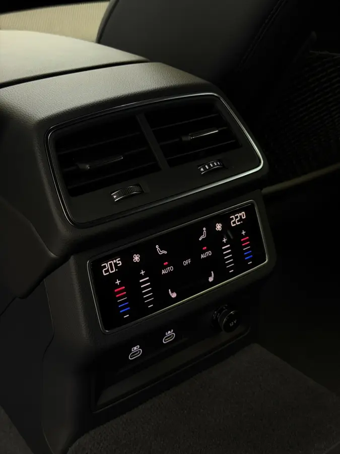 50 TFSI E Quattro 3x S-Line Competition