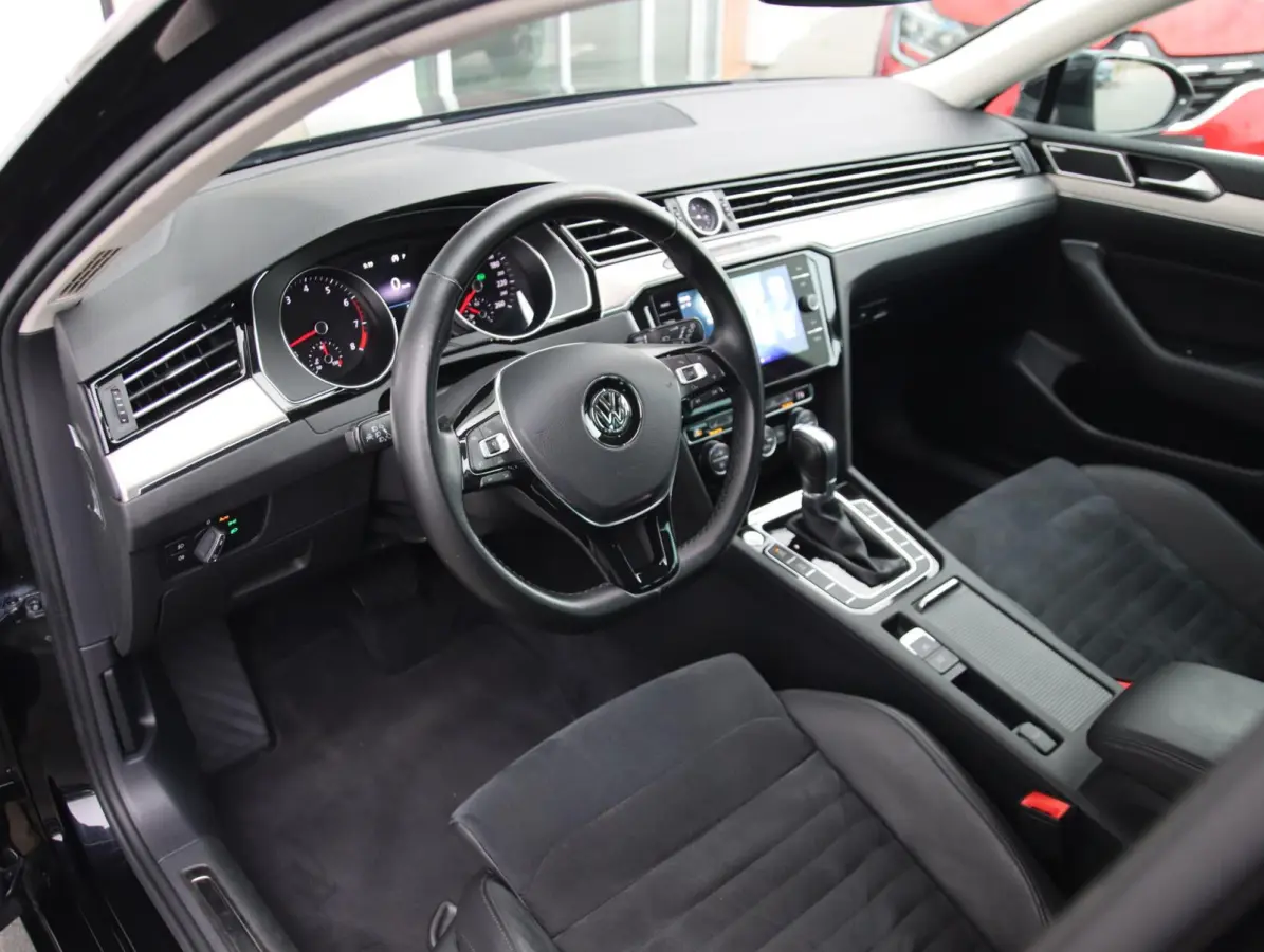 2.0 TSI 220PK R-line | Dynaudio | Ergo-comfort stoelen