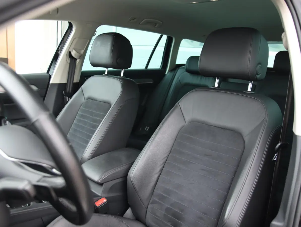 2.0 TSI 220PK R-line | Dynaudio | Ergo-comfort stoelen