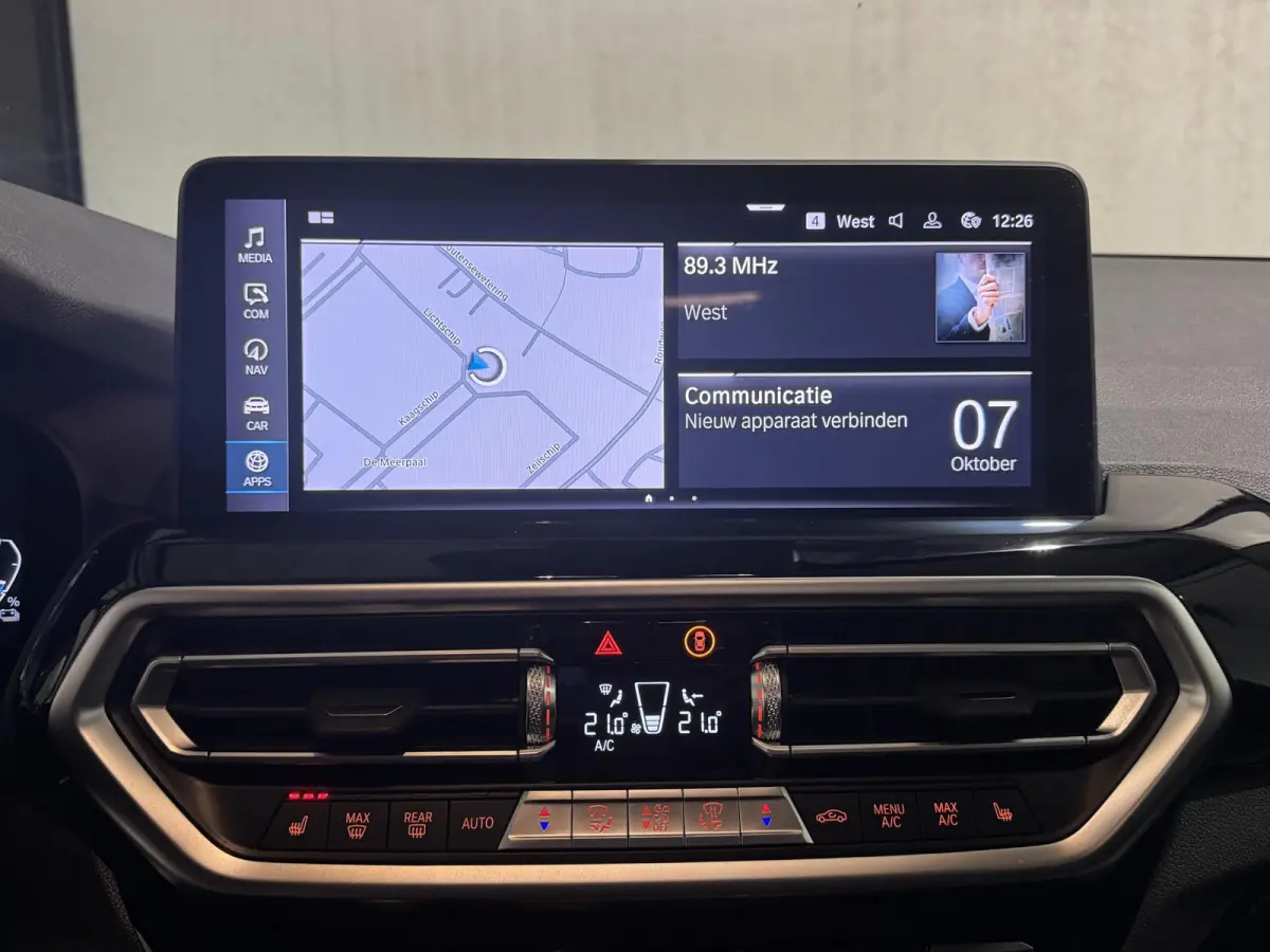 xDrive30e Business | navi | leder | led |