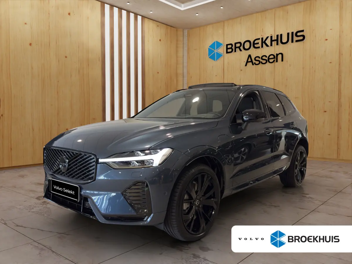 Ultra Black Edition Recharge Plug-In Hybrid AWD | Luchtvering | Trekhaak | Panoramadak | Stoel + Stuur Verwarming | 360 Camera | Memory Stoelen |